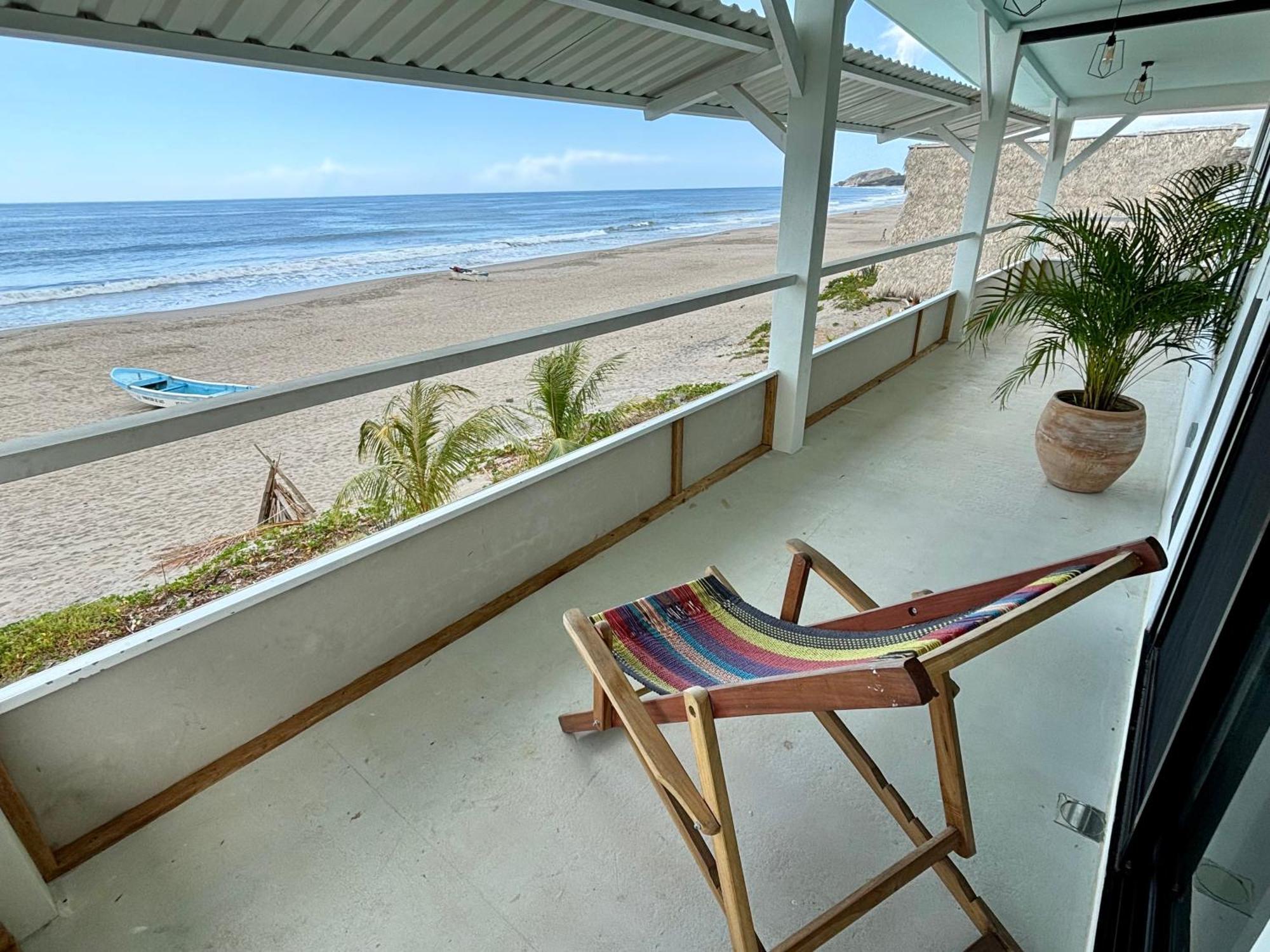 Stella Mar Oceanfront Hotel Popoyo Zimmer foto